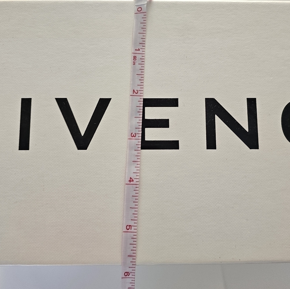 Authentic Givenchy Shoe Box - Picture 6 of 8